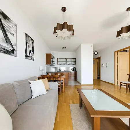 Luxury Rockefeller - Sea Towers Apartment *